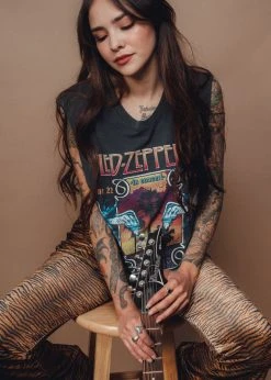 Pretty Attitude Eye Of The Tiger Animal Print Velvet Flare Pants Bell Bottoms White Label